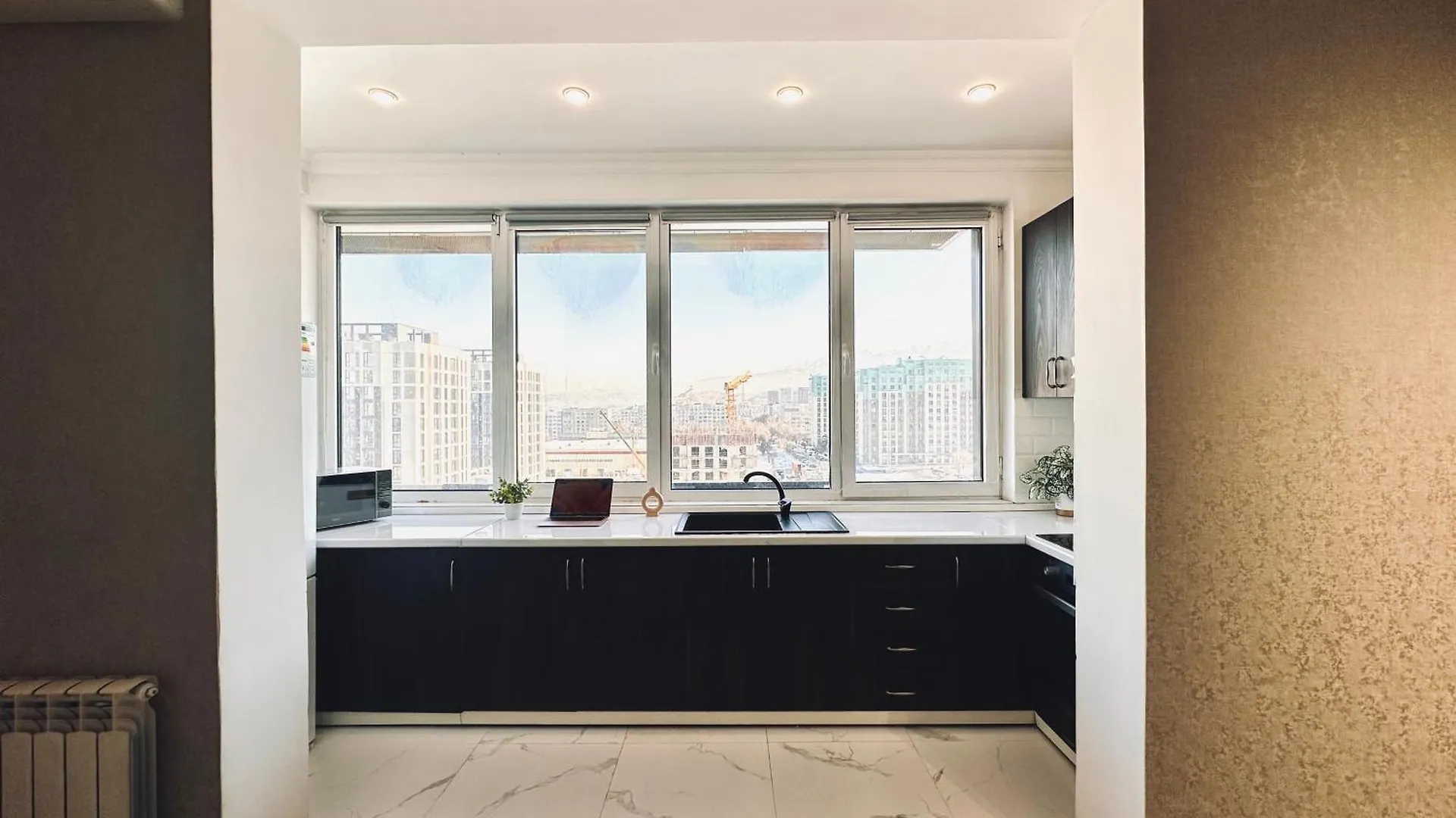 Apartment Welcome To R House Almaty