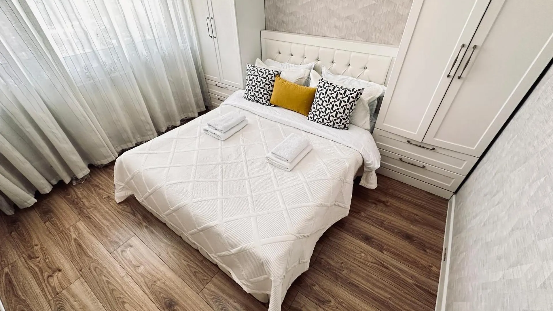Apartment Welcome To R House Almaty