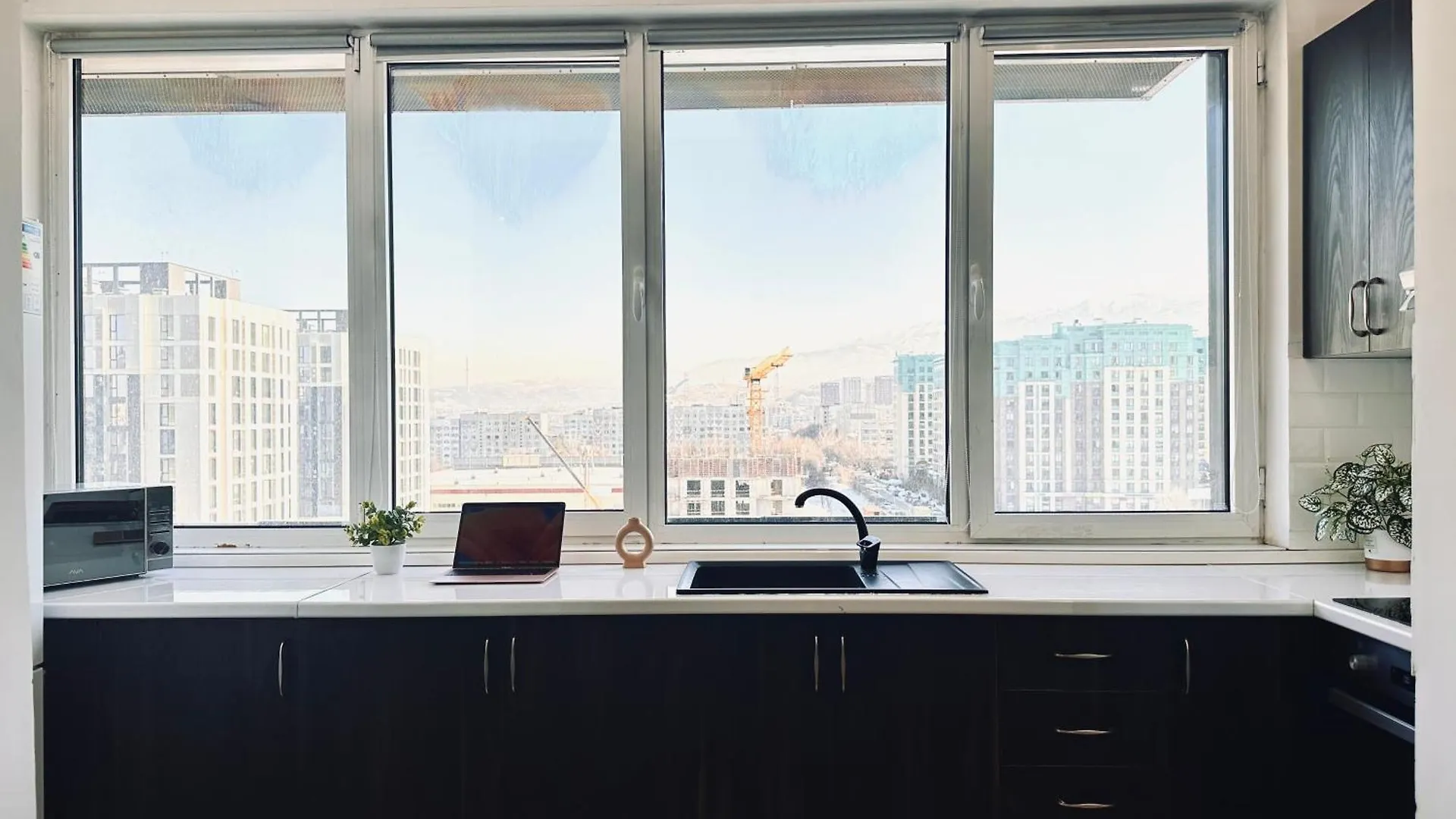 Welcome To R House Almaty Apartment